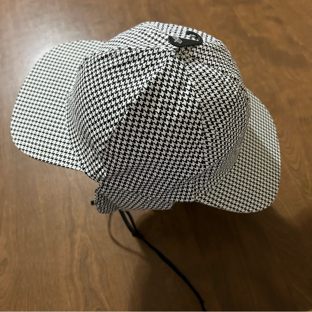 Jacobson J-hats NWOT